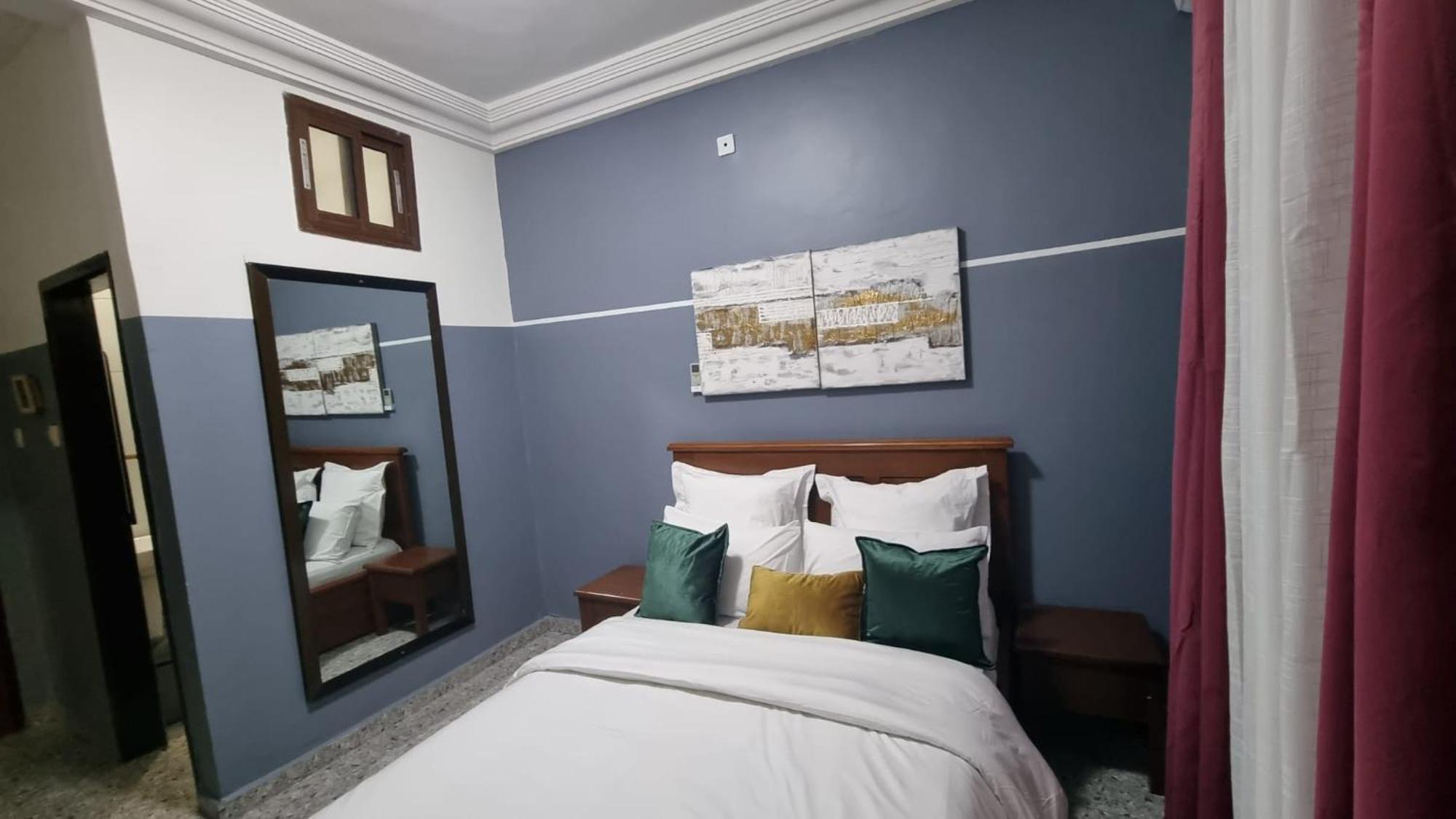 Appart Hotel Mireille Yaoundé Esterno foto
